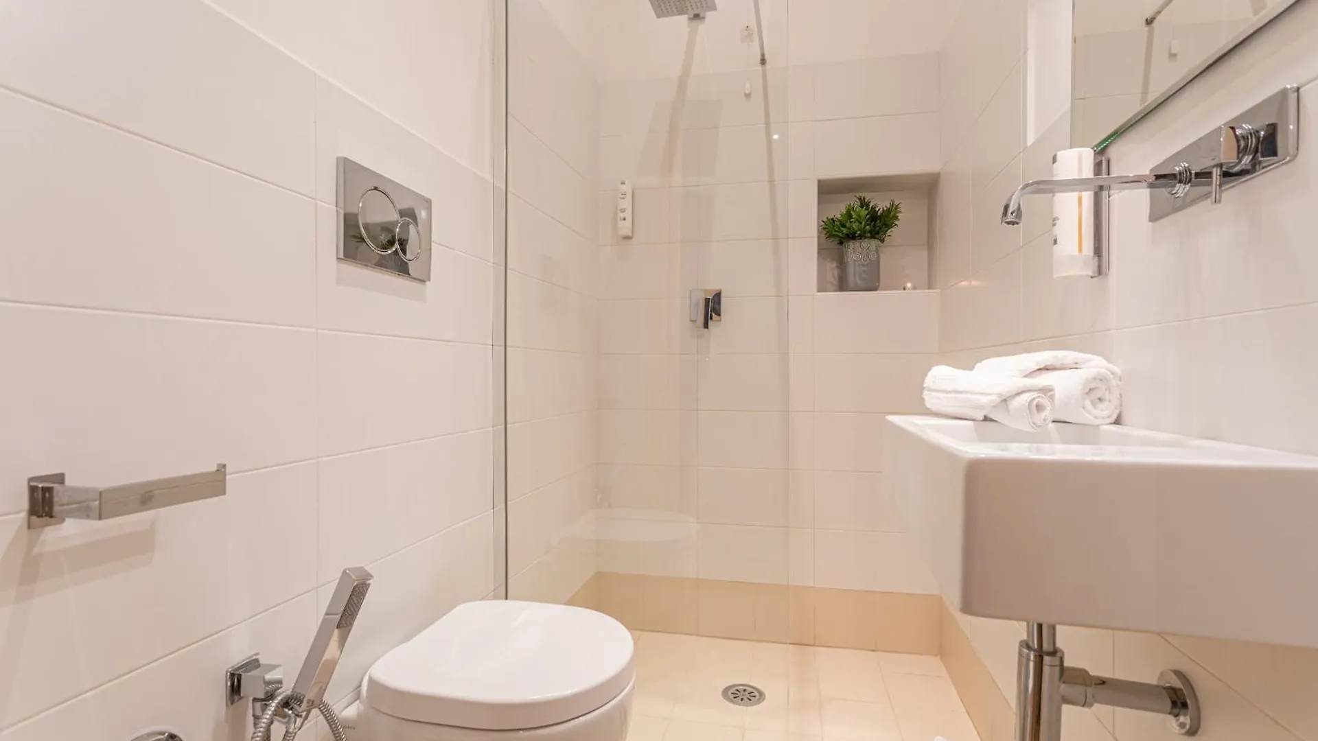 Feriehus Vatican St Peter 2 Bedrooms 2 Bathrooms Apartment Rom Italien